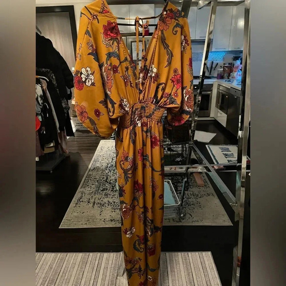 SHE + SKY  MULTI COLOR FALL FLORAL SMOCKED WAIST MAXI DRESS WIDE SLEEVES SIZE M - Picture 14 of 15